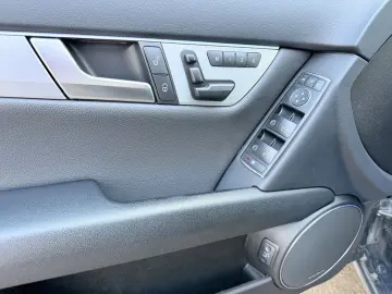 Mercedes-Benz C Gen-W204-2007-2015