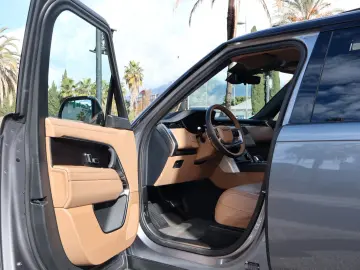 LAND ROVER Range Rover 3.0 D350 HSE LWB  LOW KMS