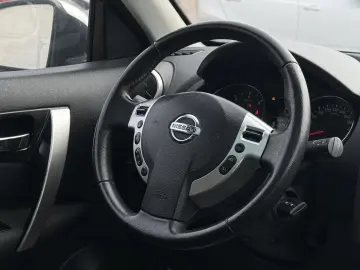 Nissan Qashqai-2