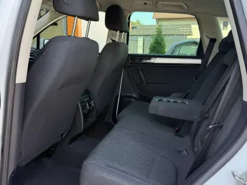 Volkswagen Touareg 3.0 TDI 205CP 4MOTION Automata 2015 Euro