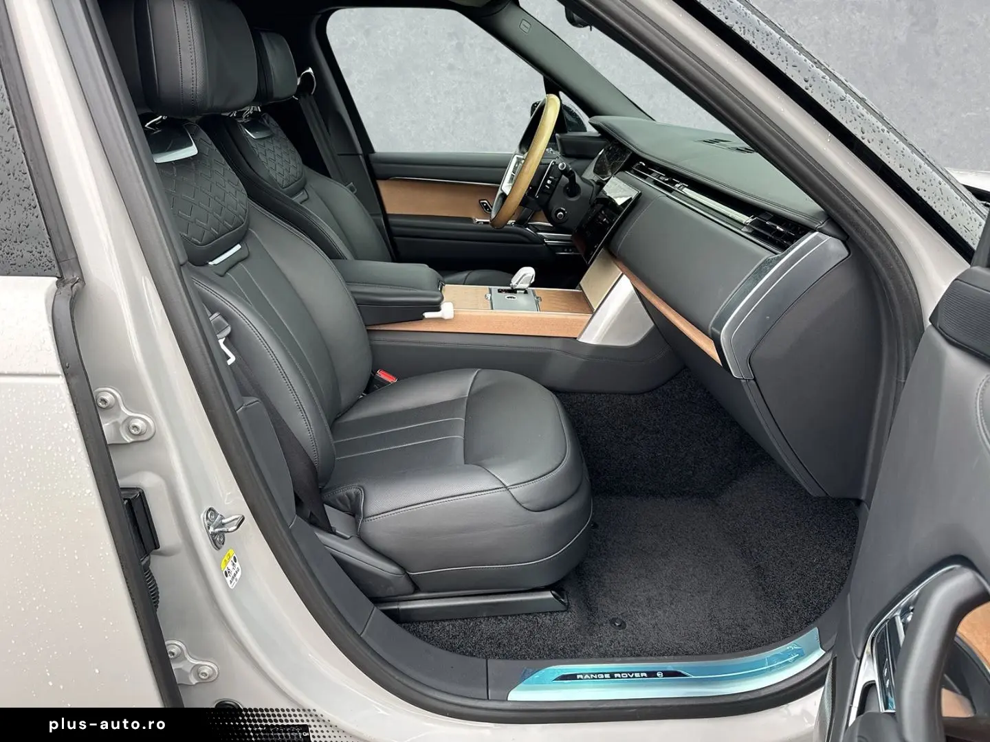 LAND ROVER Range Rover P615 SV AHK Paket Secure TrackerPro