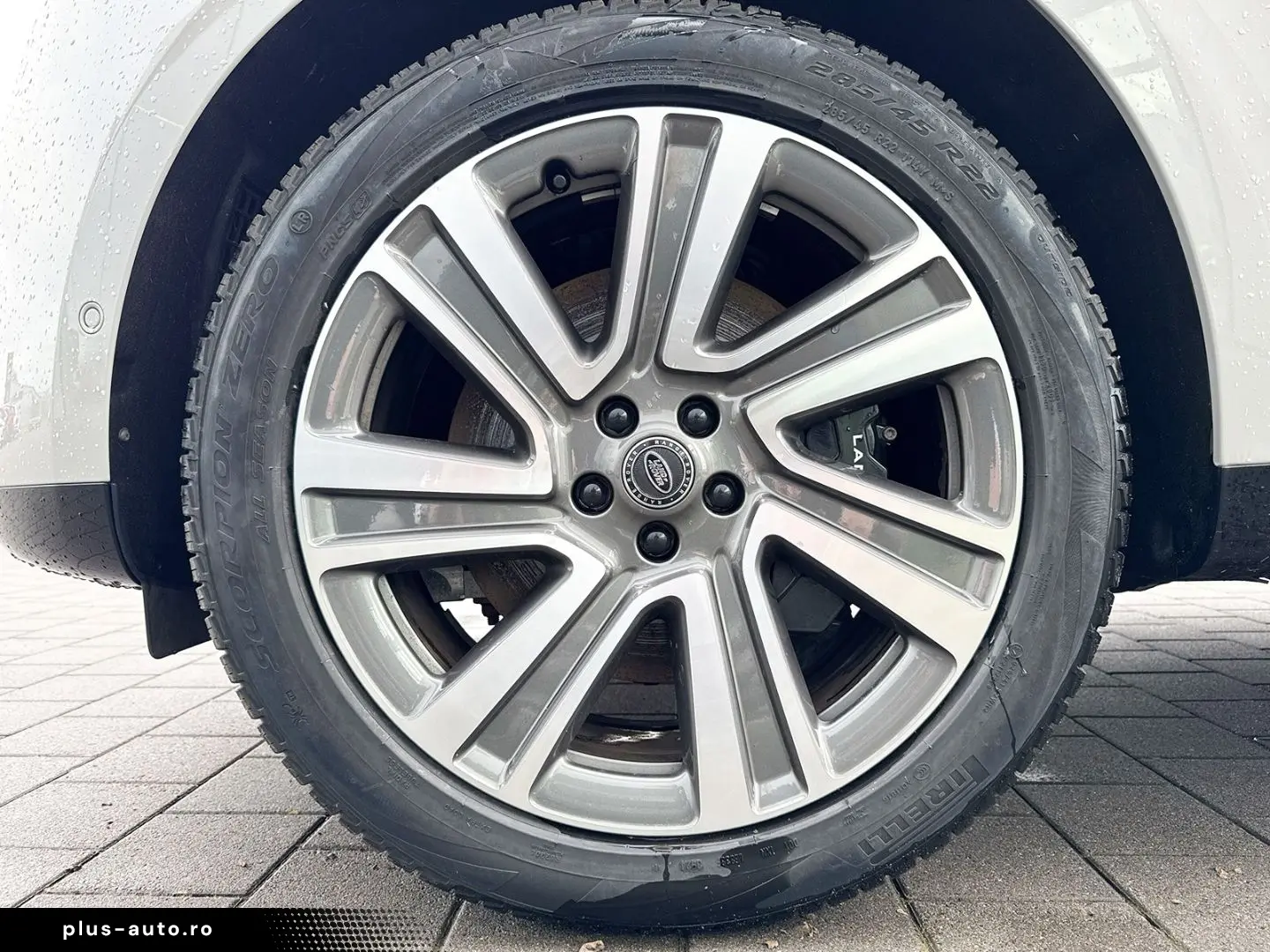 LAND ROVER Range Rover P615 SV AHK Paket Secure TrackerPro