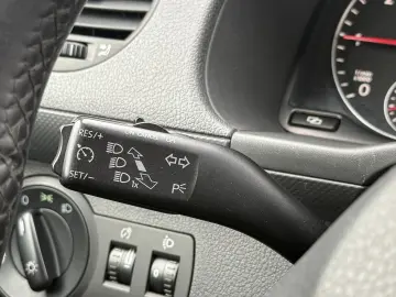 Volkswagen Caddy 1.6 TDI 102CP Automata 2011 Euro 5