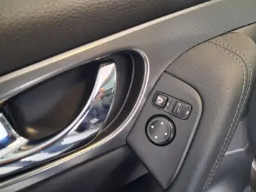 Nissan Qashqai 1.7 d 150 cp 4x4 automat Impecabil