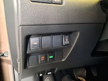 Nissan Qashqai 1.7 d 150 cp 4x4 automat Impecabil