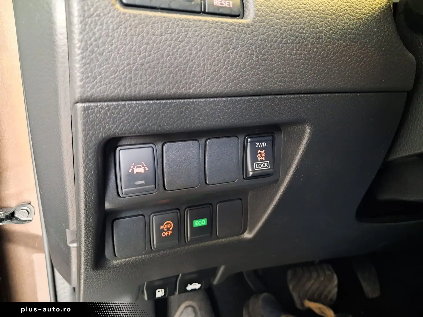 Nissan Qashqai 1.7 d 150 cp 4x4 automat Impecabil