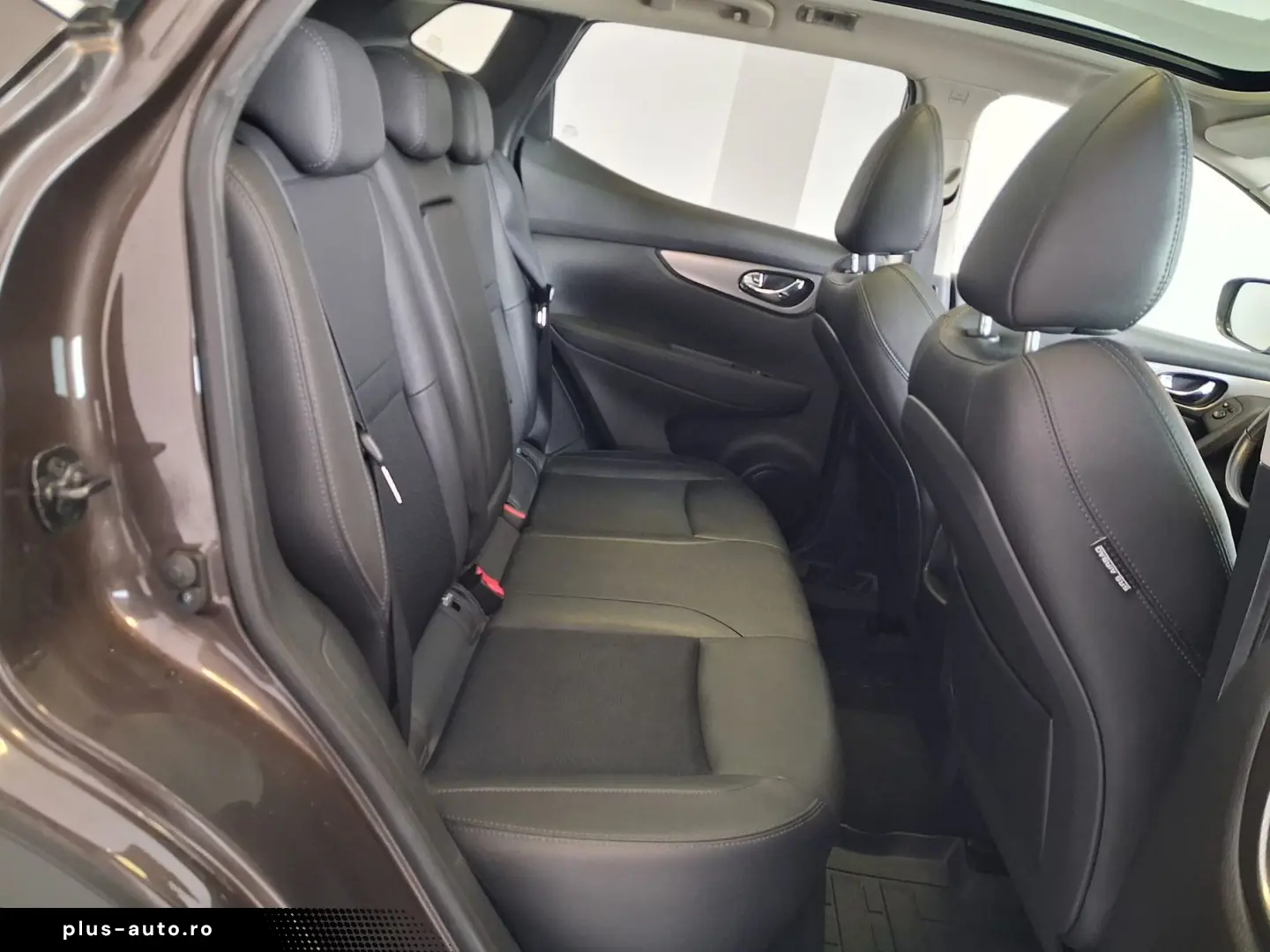 Nissan Qashqai 1.7 d 150 cp 4x4 automat Impecabil