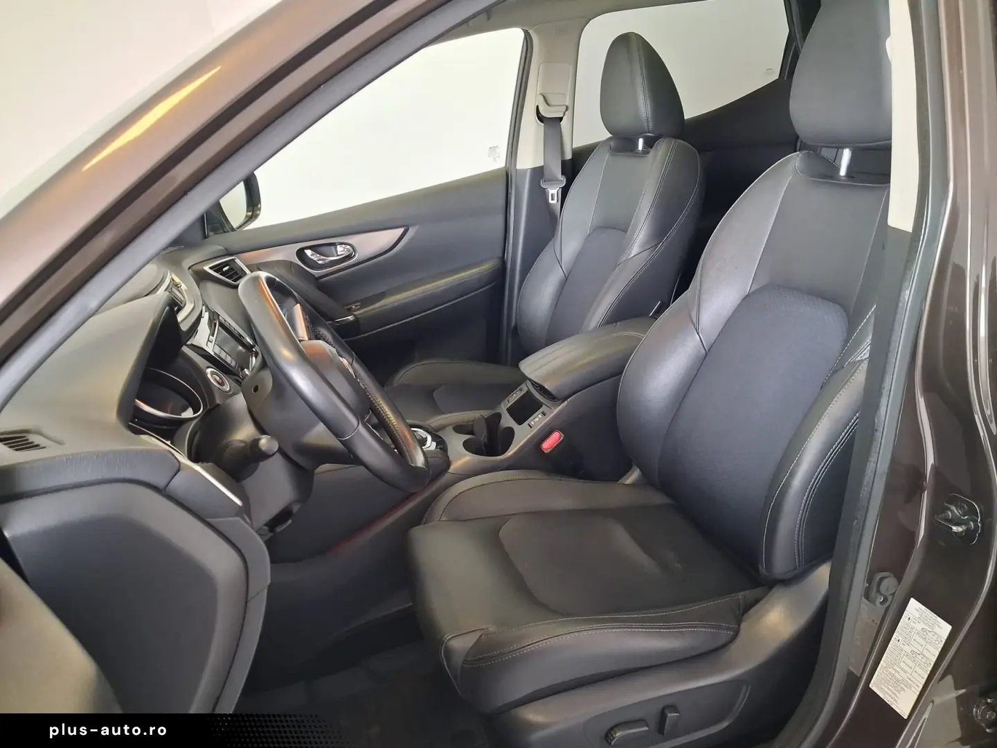 Nissan Qashqai 1.7 d 150 cp 4x4 automat Impecabil