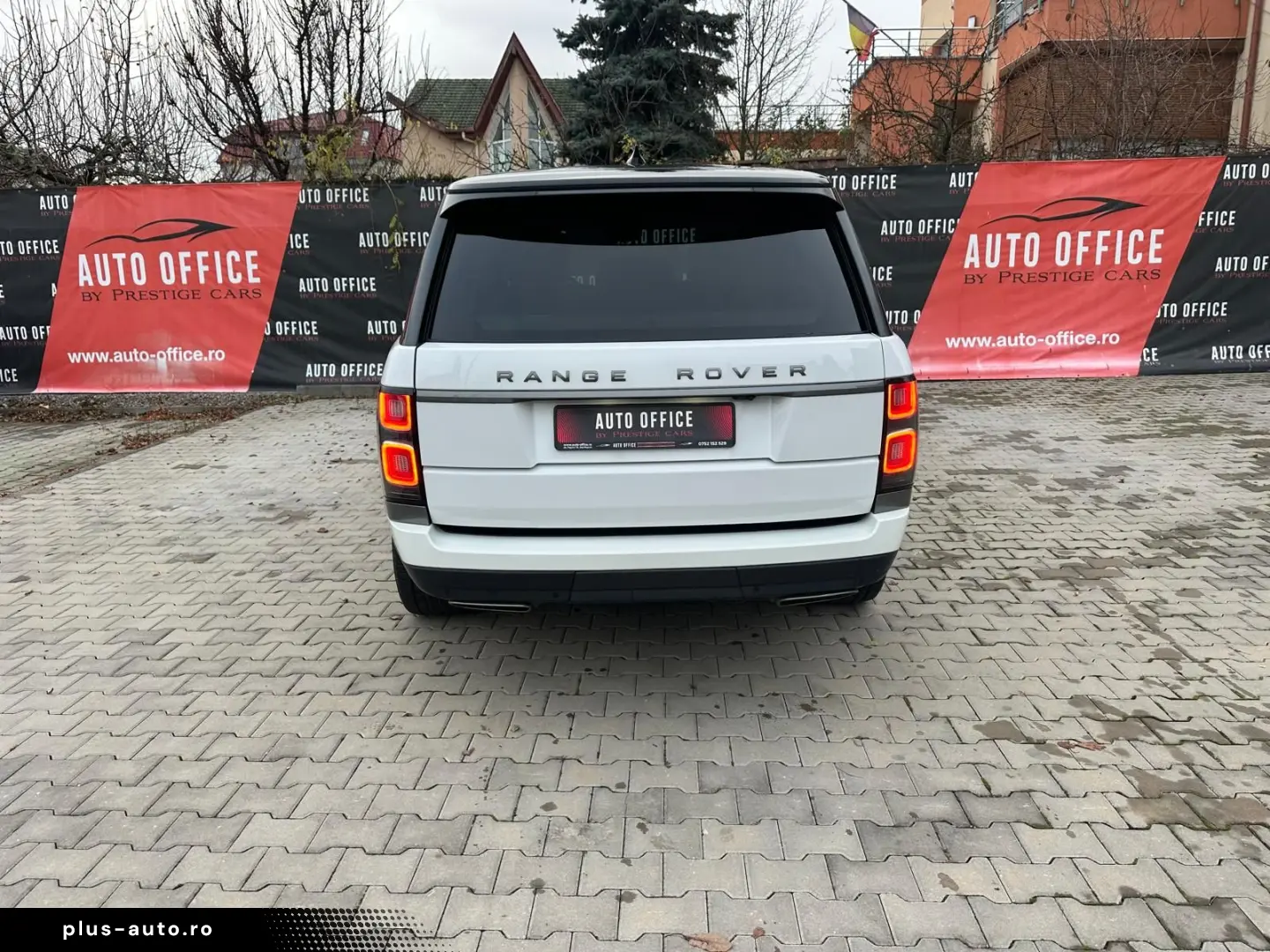 Land-Rover Range-Rover