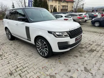 Land-Rover Range-Rover