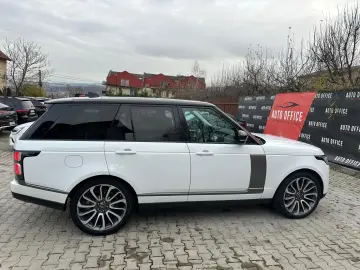 Land-Rover Range-Rover