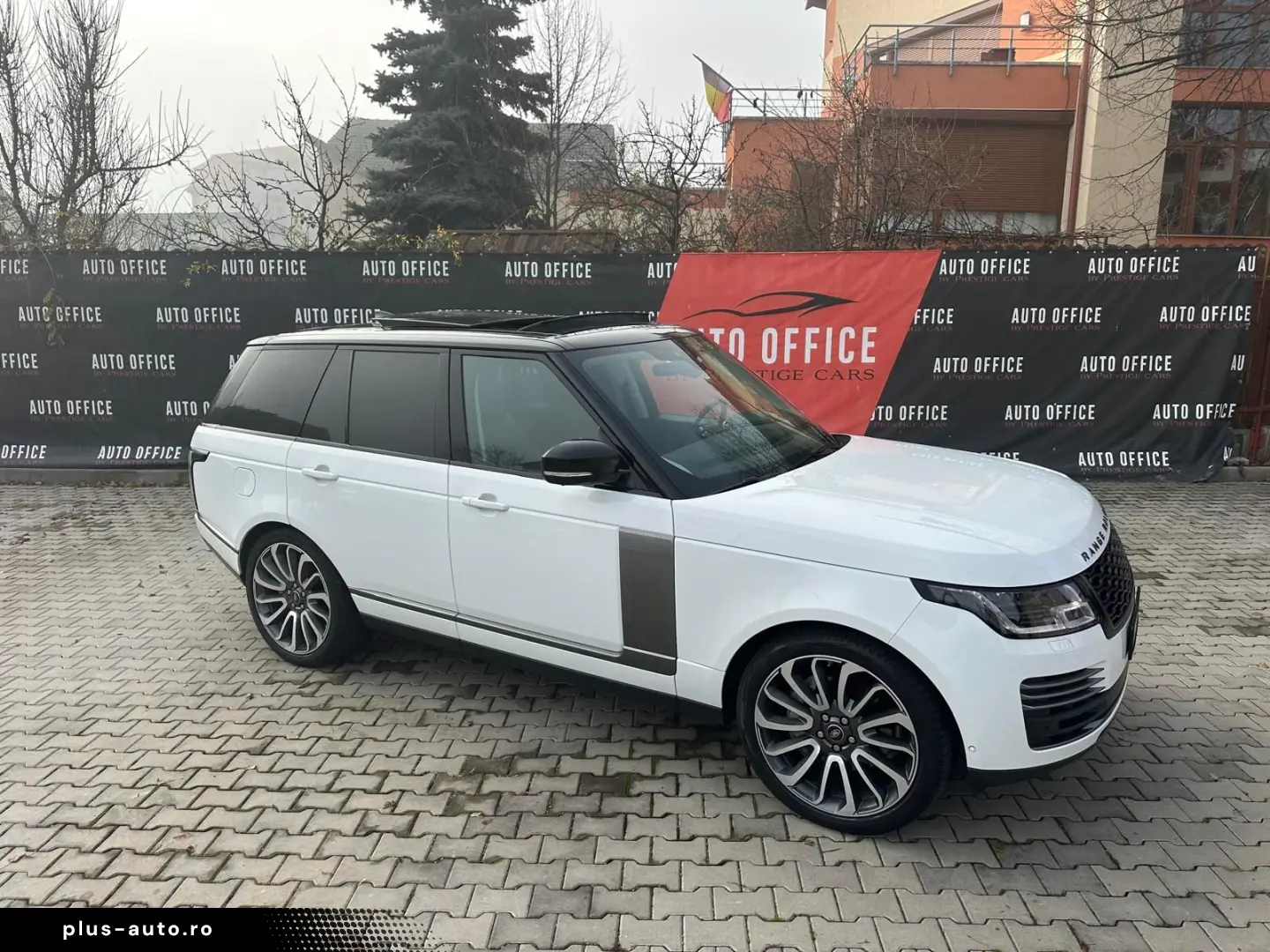 Land-Rover Range-Rover