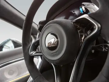 MCLAREN Artura    Vision   Black Pack   1890 Euro mtl.