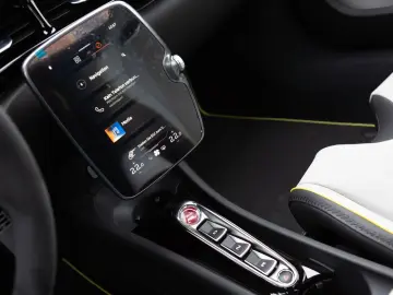 MCLAREN Artura    Vision   Black Pack   1890 Euro mtl.