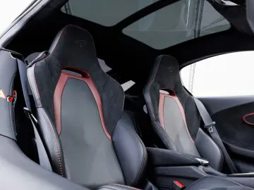 MCLAREN GT 4.0 V8   Ceramic   Electrochromic   Black Pac