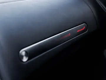 MCLAREN GT 4.0 V8   Ceramic   Electrochromic   Black Pac