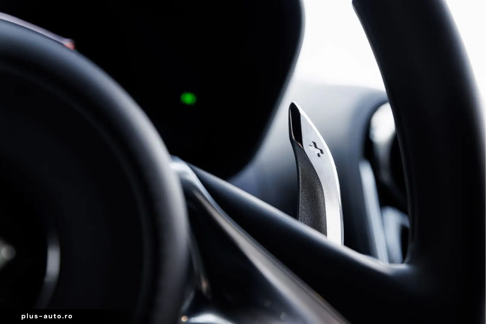 MCLAREN GT 4.0 V8   Ceramic   Electrochromic   Black Pac