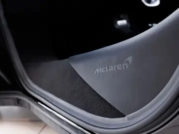 MCLAREN GT 4.0 V8   Ceramic   Electrochromic   Black Pac