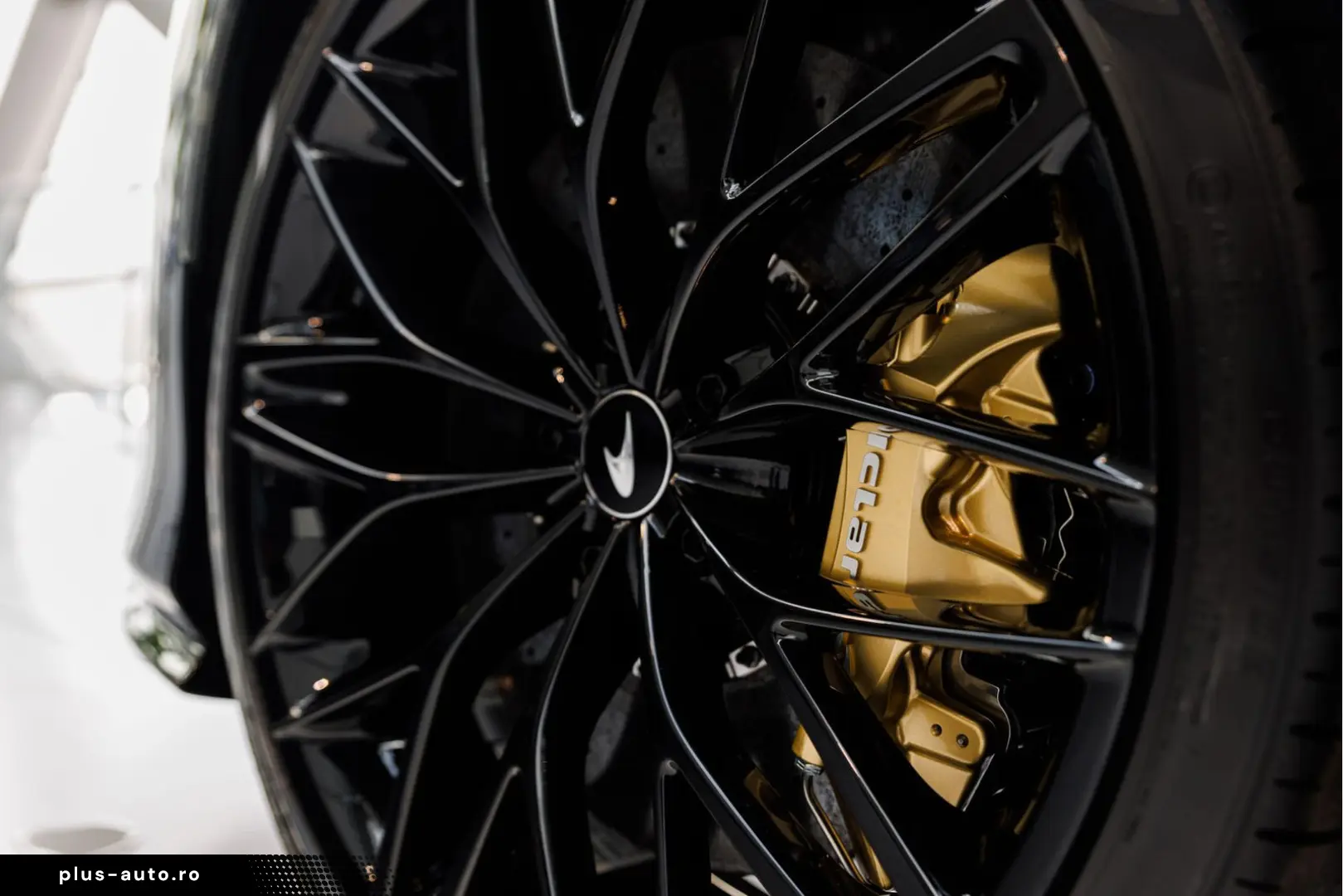 MCLAREN GT 4.0 V8   Ceramic   Electrochromic   Black Pac