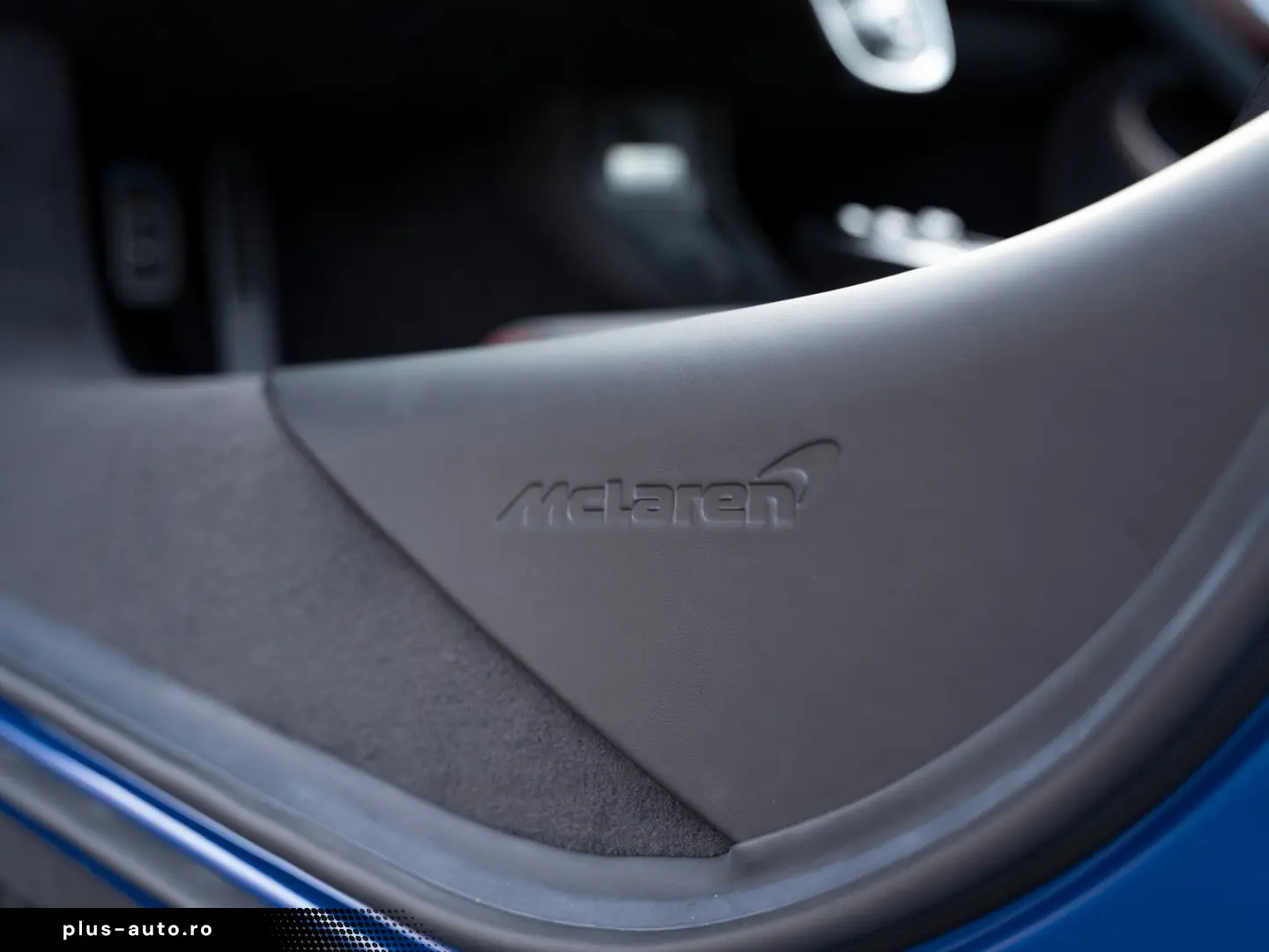 MCLAREN GT   Bowers & Wilkins   Sports Exhaust