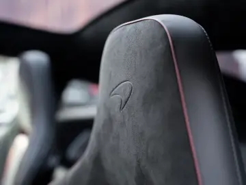 MCLAREN GT   Bowers & Wilkins   Sports Exhaust