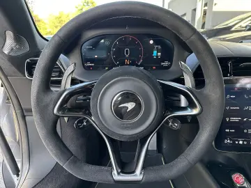 MCLAREN Artura PHEV 7 4kWh