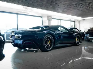 FERRARI Ferrari 296 GTB GTB 830 CV