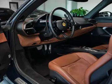 FERRARI Ferrari 296 GTB GTB 830 CV