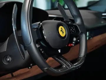 FERRARI Ferrari 296 GTB GTB 830 CV