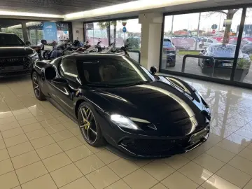 FERRARI Ferrari 296 GTB GTB 830 CV