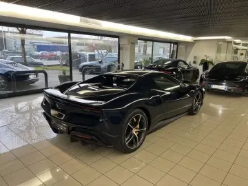 FERRARI Ferrari 296 GTB GTB 830 CV