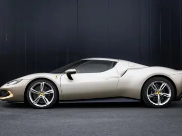 FERRARI 296 GTB   Incl. BTW incl. BPM Daytona Racing Sea