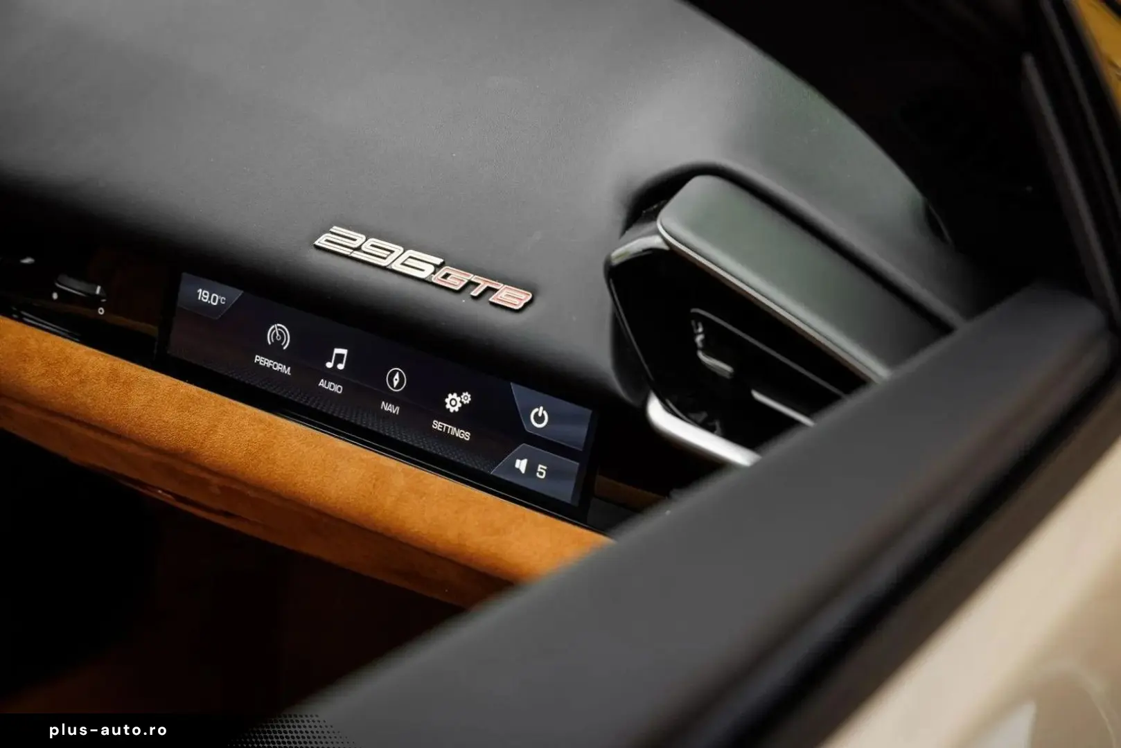 FERRARI 296 GTB   Incl. BTW incl. BPM Daytona Racing Sea