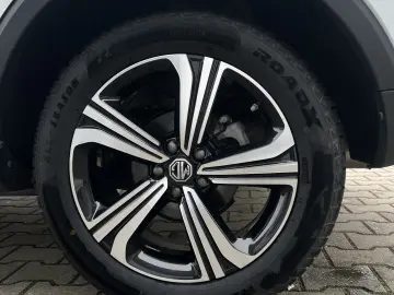 MG ZS ICE 5 usi Excite 1.5 GSL 106 CP M5 (MY 2023)