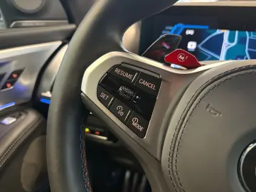 BMW XM 50e DA Prof PA  AHK Carbon H K Massage 23  LM