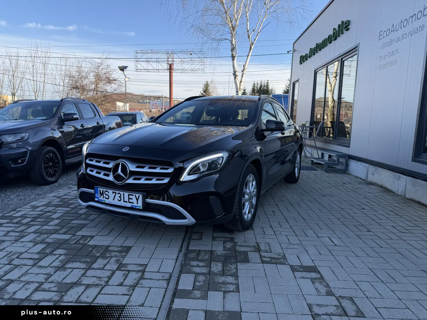 Mercedes GLA 180 Start-up Edition Automat Benzina