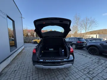 Mercedes GLA 180 Start-up Edition Automat Benzina