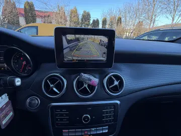 Mercedes GLA 180 Start-up Edition Automat Benzina