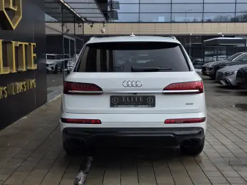 Audi Q7 45 TFSI Quattro