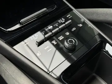 PORSCHE Cayenne Turbo E-Hybrid Coupé mit GT-Paket 360