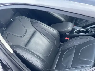 Ford Kuga 4x4 180 CP