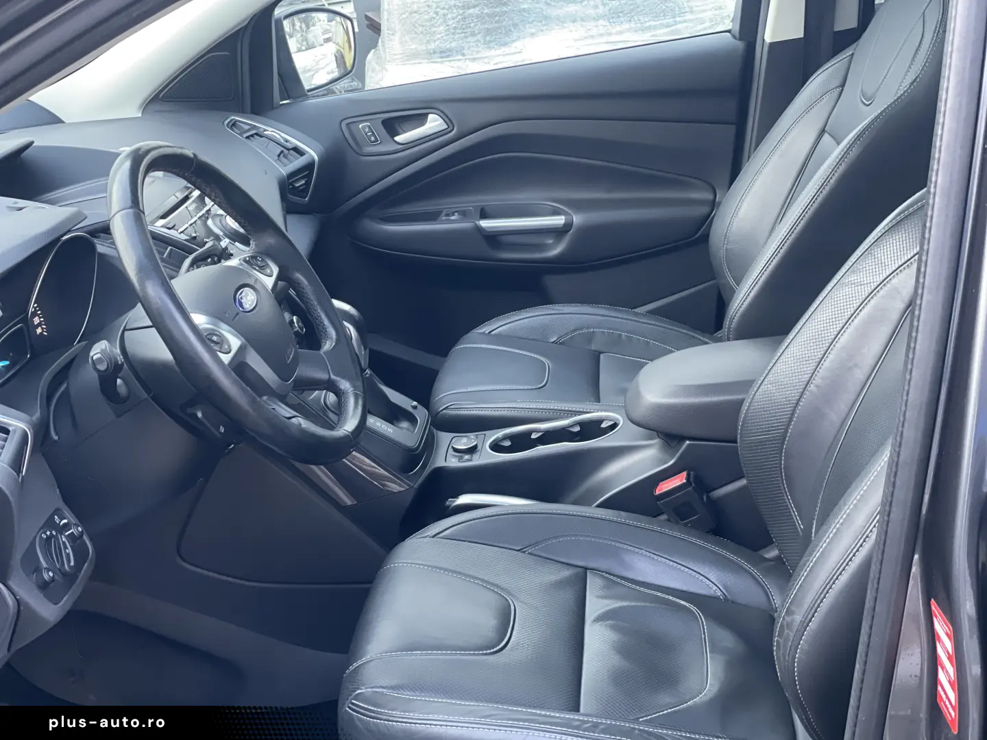 Ford Kuga 4x4 180 CP