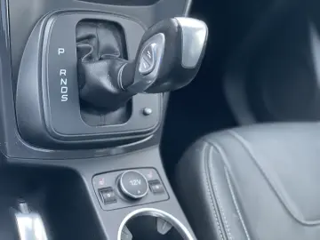 Ford Kuga 4x4 180 CP