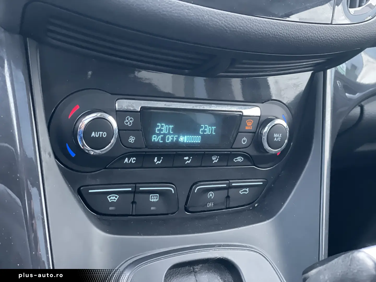 Ford Kuga 4x4 180 CP