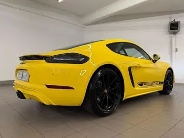 PORSCHE Porsche 718 2.0 Cayman Style Edition