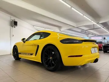PORSCHE Porsche 718 2.0 Cayman Style Edition