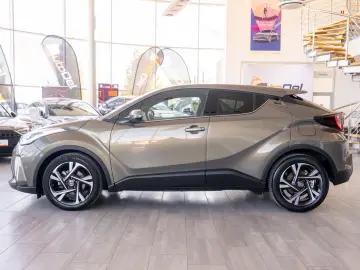 Toyota CH-R Hybrid