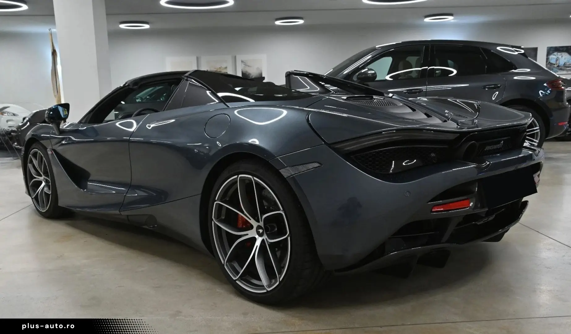 McLaren 720S Spider Performance Pack