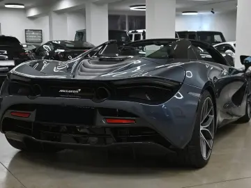 McLaren 720S Spider Performance Pack
