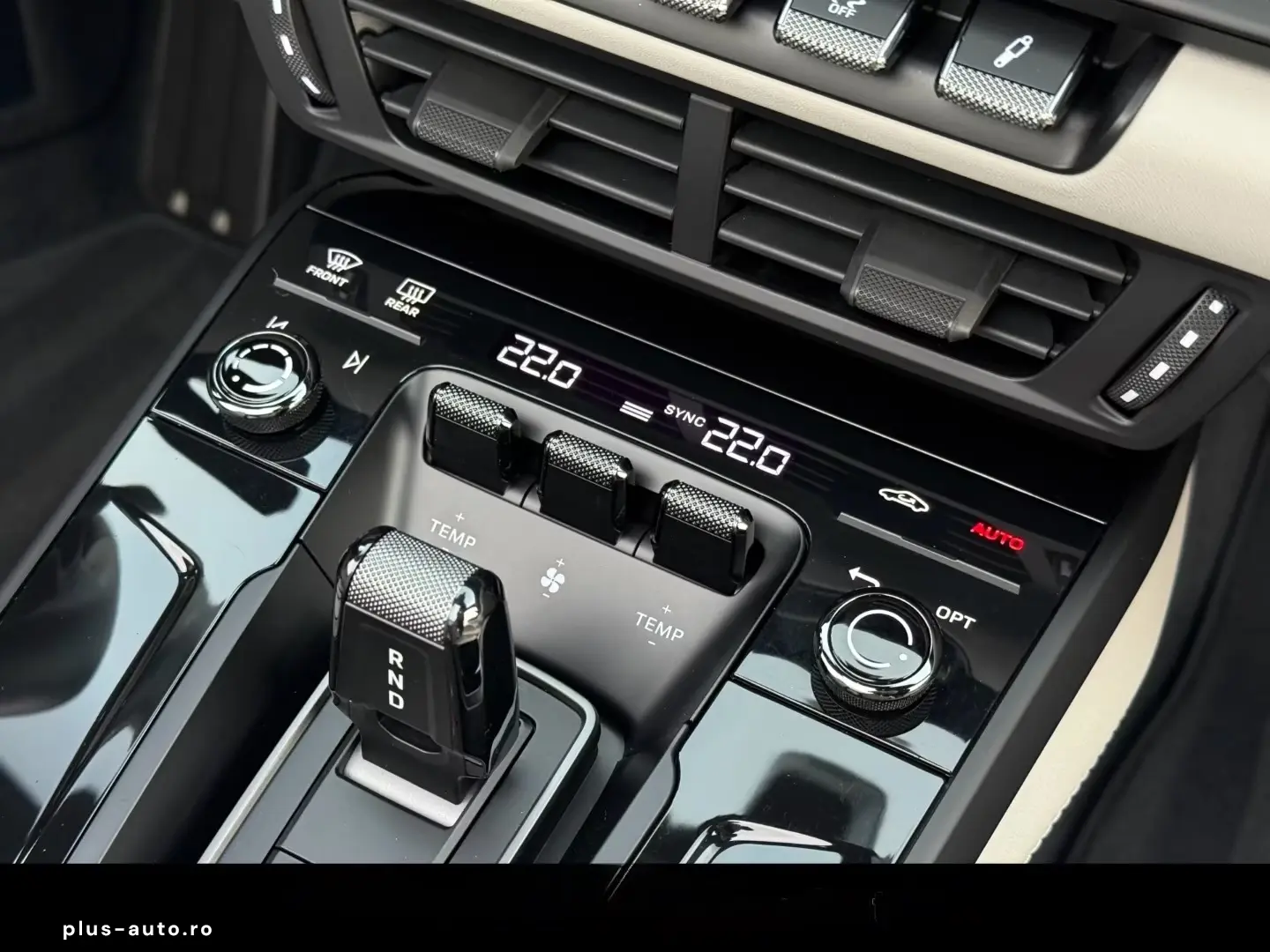 PORSCHE 992 911 Carrera 4 GTS Cabriolet Liftsystem-VA